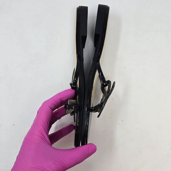 White Stag Womens Black Open-Toe Sandals Flower Detail Size 6.5 Faux Leather Sli - Picture 7 of 9